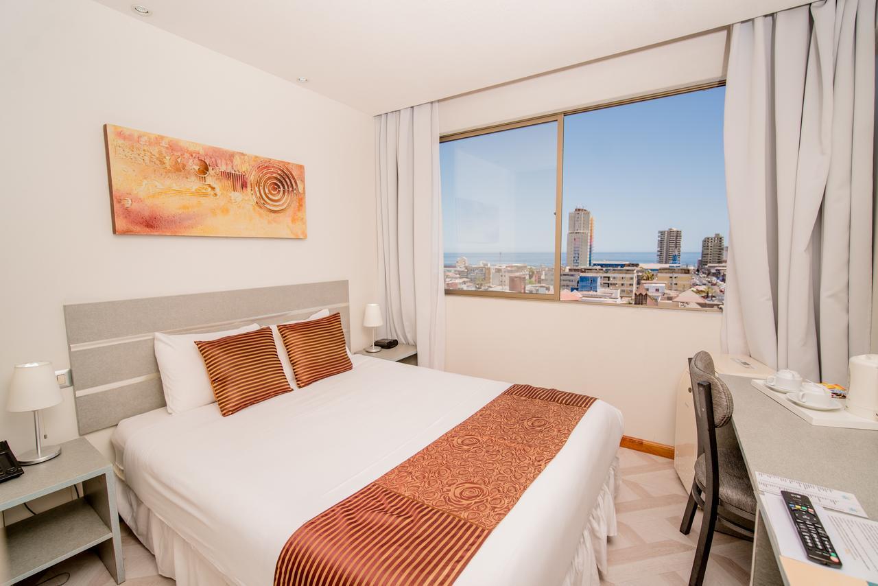 Hotel Gavina Express Iquique Exteriör bild